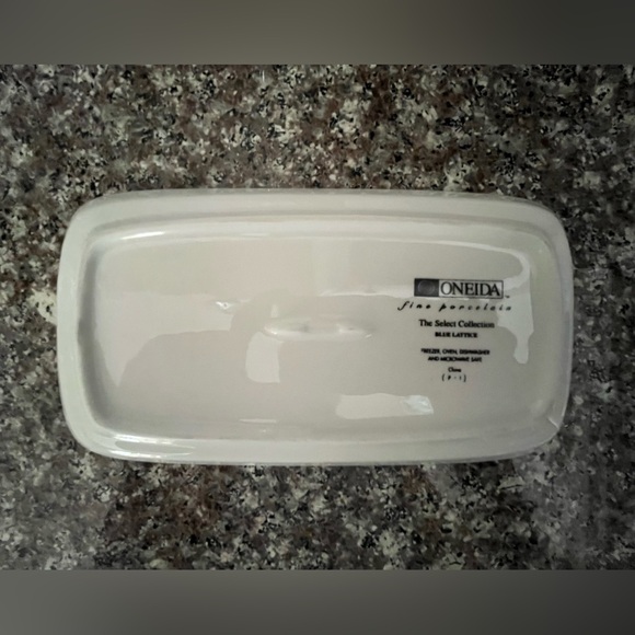 ONEIDA Fine Porcelain Butter 🧈 Dish - Picture 7 of 11